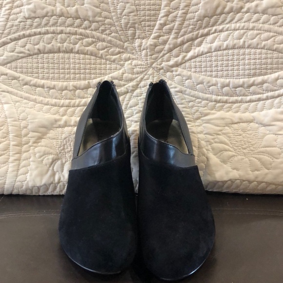 SOLD!!!! Alfani booties size 9 - Picture 2 of 7